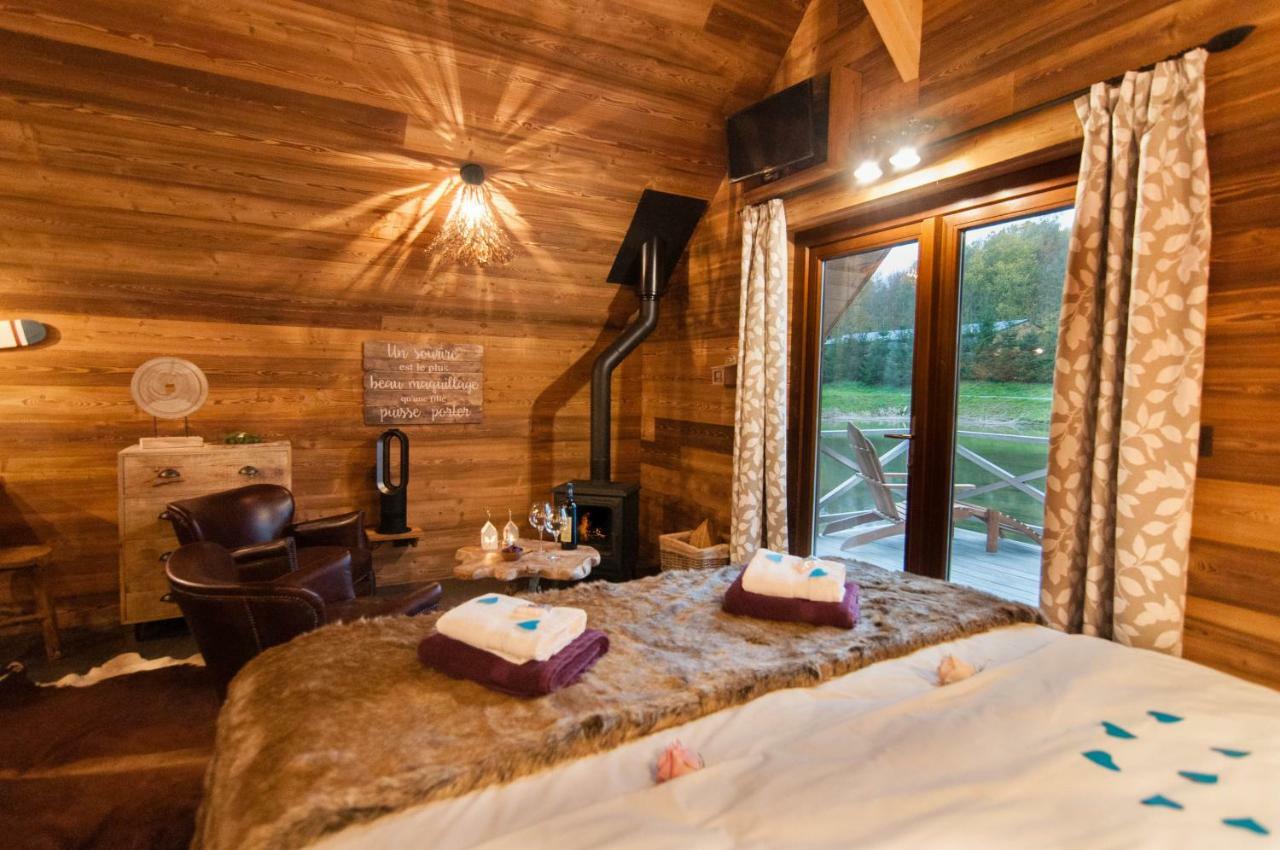 Aqualodge Hotel Insolite Ermeton-sur-Biert Buitenkant foto