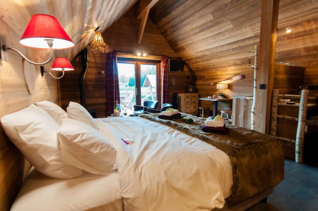 Aqualodge Hotel Insolite Ermeton-sur-Biert Buitenkant foto